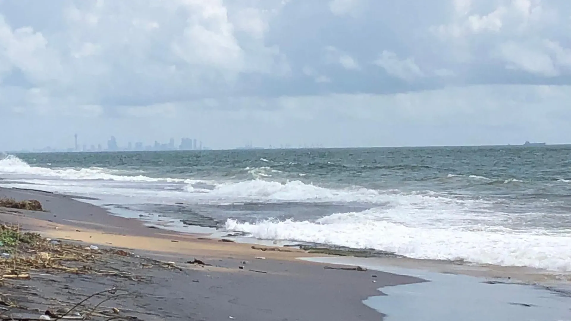 Hotel Lagoon Paradise Negombo
